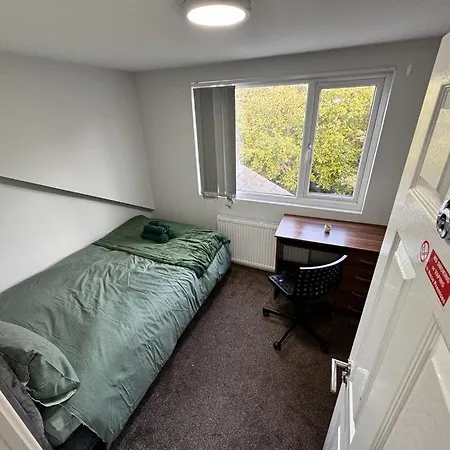 Seven Stars Of Heeley Selly Oak Guest house